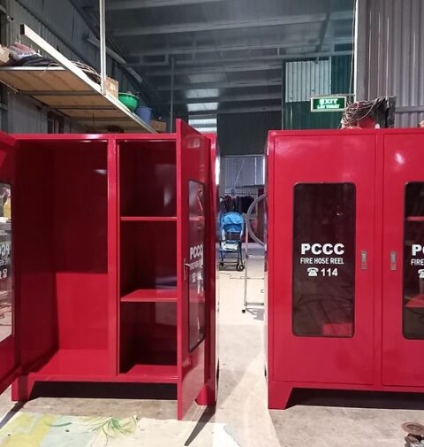 Tủ đựng dụng cụ chữa cháy