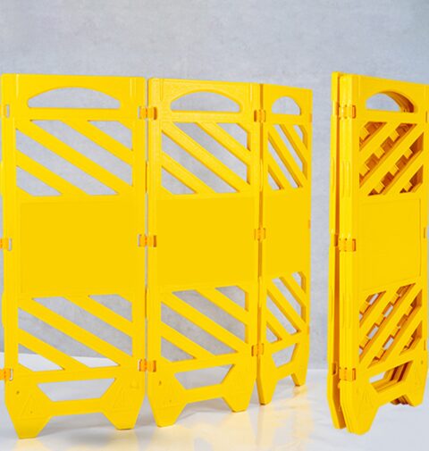Hàng rào gấp di động 003 có thể điều chỉnh theo các góc độ , ghép thêm nhiều tấm hàng rào cùng loại với nhau